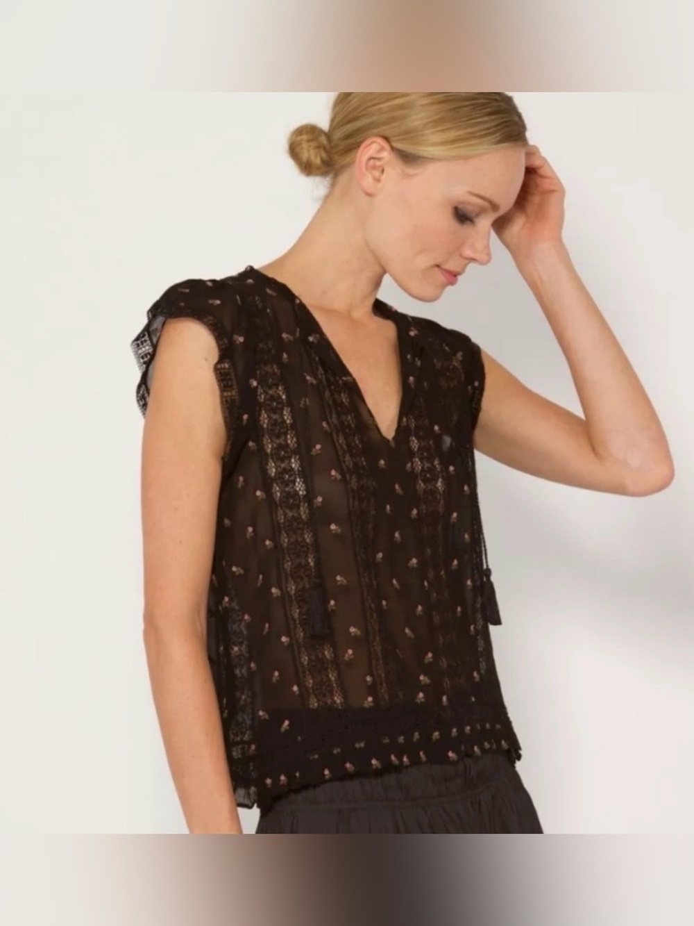 Ulla Johnson Magdalena Floral Embroidery SemiSheer Silk Like VNeck Blouse Size 4